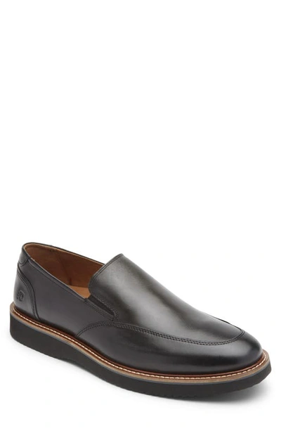 Shop Dunham Clyde Leather Venetian Loafer In Black