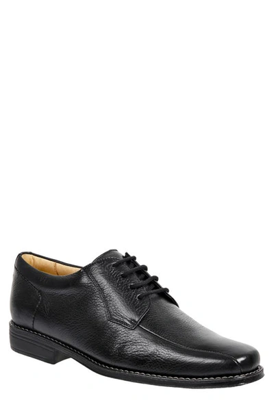 Shop Sandro Moscoloni Bicycle Toe Derby In Black