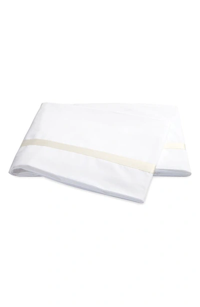 Shop Matouk Lowell 600 Thread Count Flat Sheet In Ivory