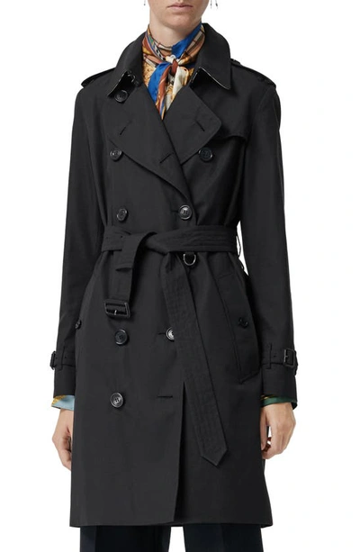 Shop Burberry The Kensington Heritage Trench Coat In Midnight