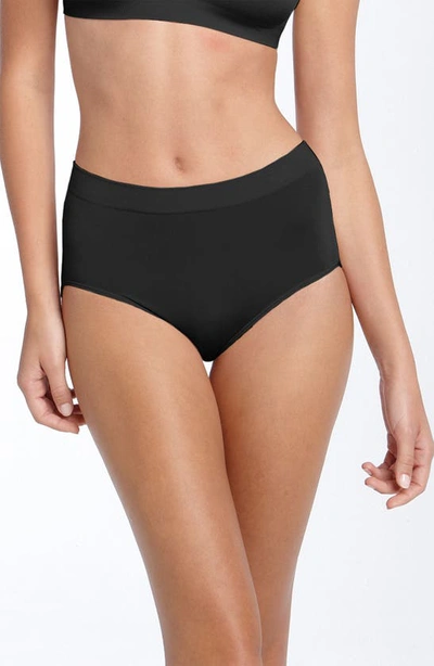 Wacoal B-smooth Full Brief In Black