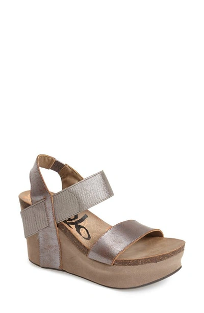 Shop Otbt 'bushnell' Wedge Sandal In Pewter