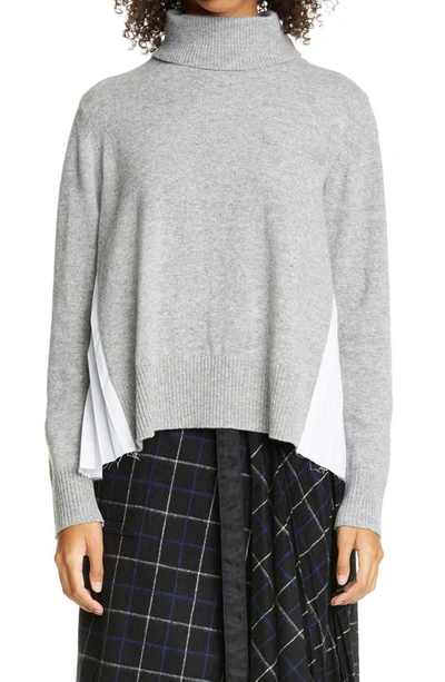 Shop Sacai Contrast Pleated Back Wool Turtleneck Sweater In Light Gray