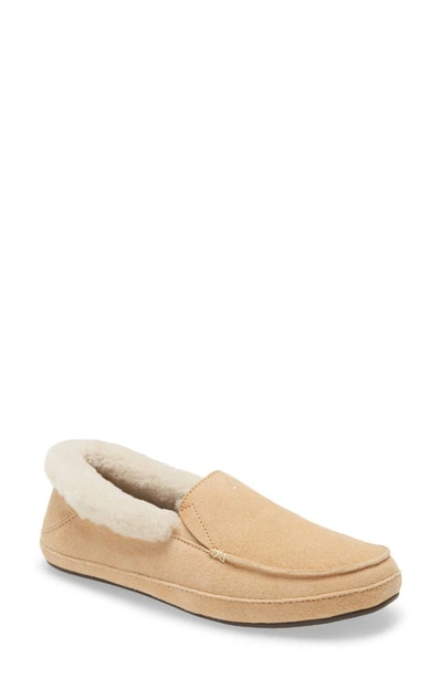 Shop Olukai Ku'una Genuine Shearling Slipper In Golden Sand Leather