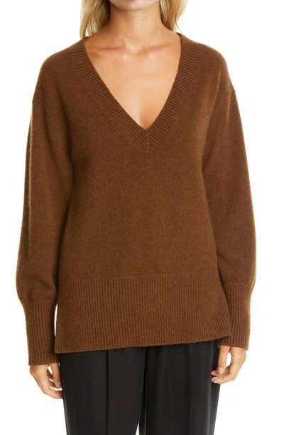 Shop Vince Ribbed V-neck Cashmere Tunic Sweater In Heather Verona