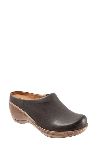 Shop Softwalkr Softwalk® Madison Clog In Dark Grey Leather