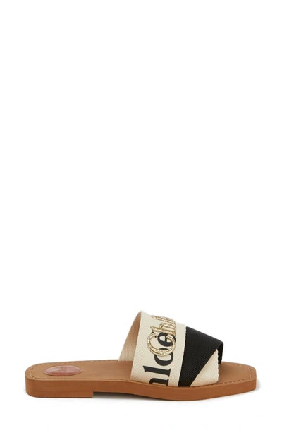 Shop Chloé Woody Metallic Logo Slide Sandal In Black/ White