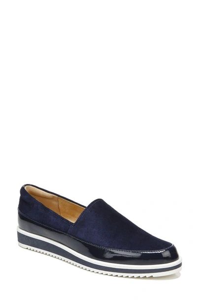 Shop Naturalizer Beale Flat In French Navy Leather