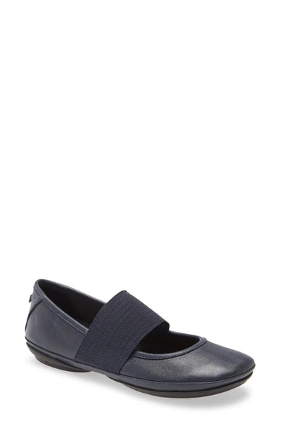 Shop Camper Right Nina Flat In Navy Leather