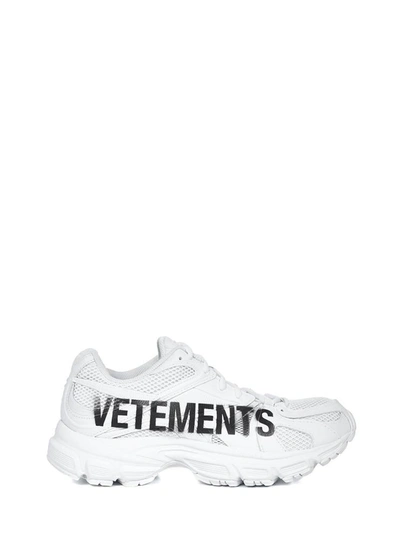 Shop Vetements Sneakers White