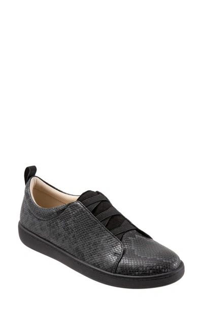 Shop Trotters Avrille Sneaker In Dark Grey Leather