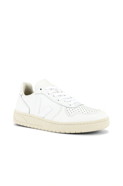 Shop Veja V-10 Sneaker In Extra White