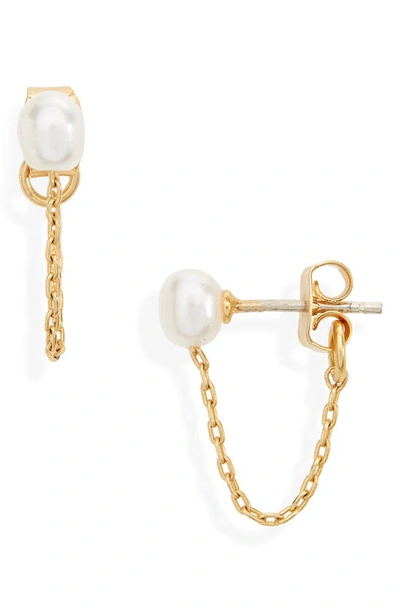 Shop Madewell Freshwater Pearl Chain Stud Earrings In Vintage Gold