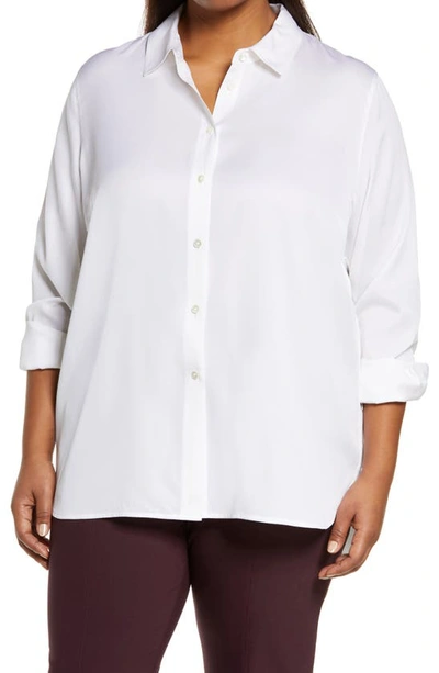 Shop Vince Stretch Silk Slim Blouse In Optic White