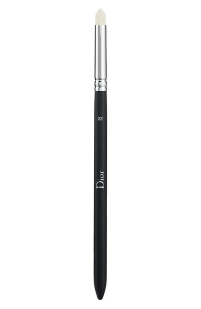 Dior Backstage Precision Eyeshadow Blending Brush N22
