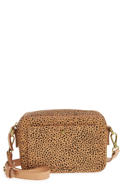 Shop Madewell The Transport Camera Bag In Tigers Eye