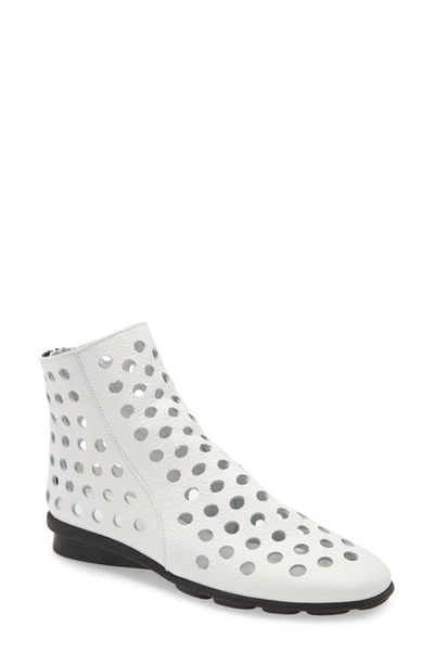 Shop Arche Dato Bootie In Blanc Leather