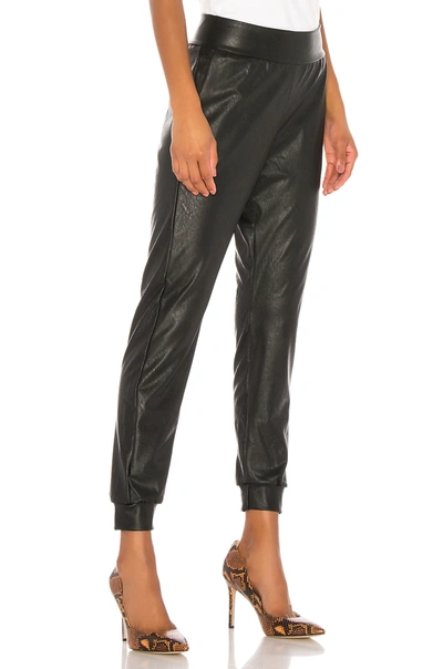 Commando Faux Leather Jogger Black Slg45 Xs In Black