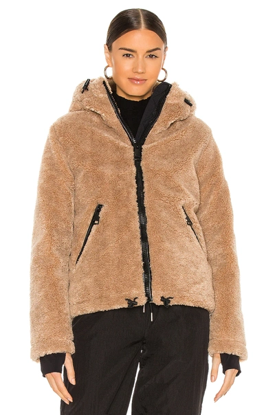 BAILEY 夹克 – 驼色