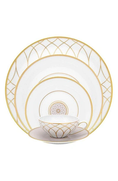 Shop Vista Alegre Vista Alegre Terrace 5-piece Place Setting In White