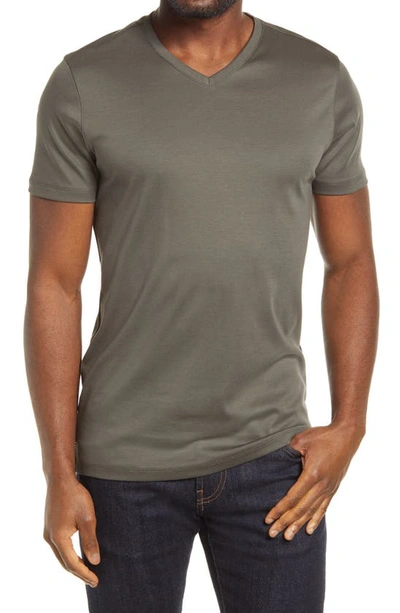 Shop Robert Barakett Georgia Regular Fit V-neck T-shirt In Beluga