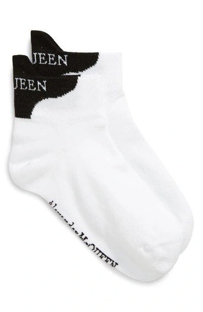 Shop Alexander Mcqueen Logo Heel Tab Ankle Socks In White/ Black