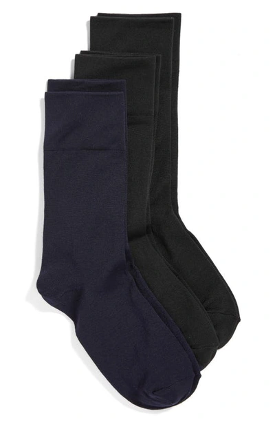Shop Hue 3-pack Ultrasmooth Crew Socks In Assorted Pack