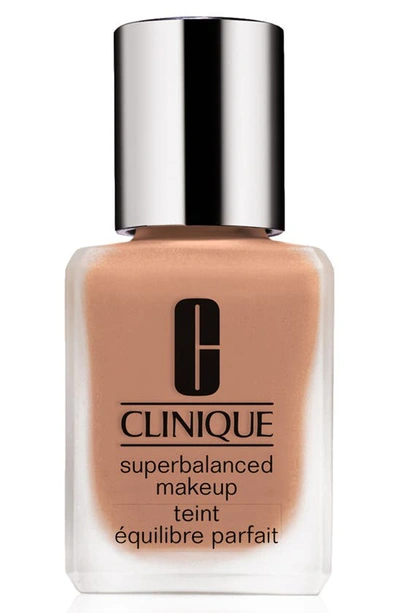 Shop Clinique Superbalanced Makeup Liquid Foundation In Warmer