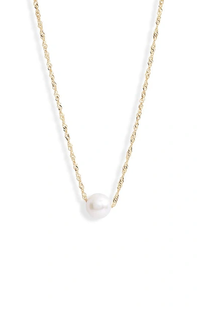 Shop Poppy Finch Shimmer Freshwater Pearl Pendant Necklace In Yellow Gold