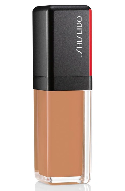 Shop Shiseido Lacquerink Lip Shine In Honey Flash