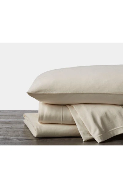 Shop Coyuchi Set Of 2 Organic Cotton Jersey Envelope Pillowcases In Undyed