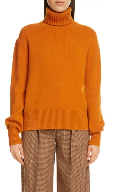 Shop Chloé Cashmere Turtleneck Sweater In Rusted Orange