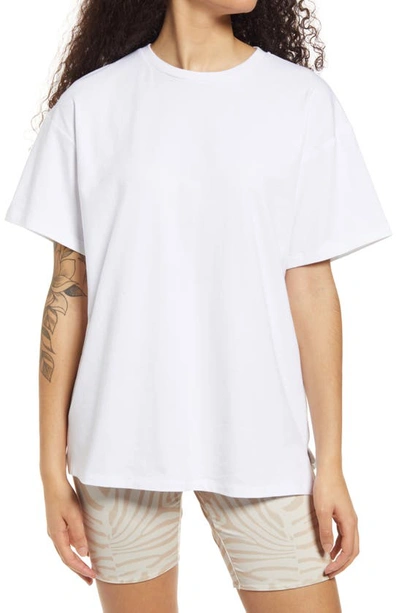 Shop Afrm Bacio Oversize Tunic T-shirt In Blanc