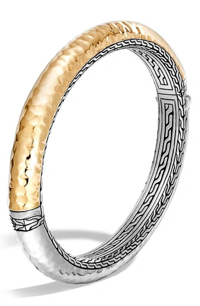 Shop John Hardy Classic Chain 8.5mm Hinge Hammered Bangle In Gold/ Silver