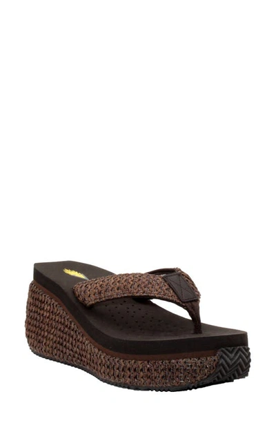 Shop Volatile Island Platform Flip Flop In Brown Raffia Fabric