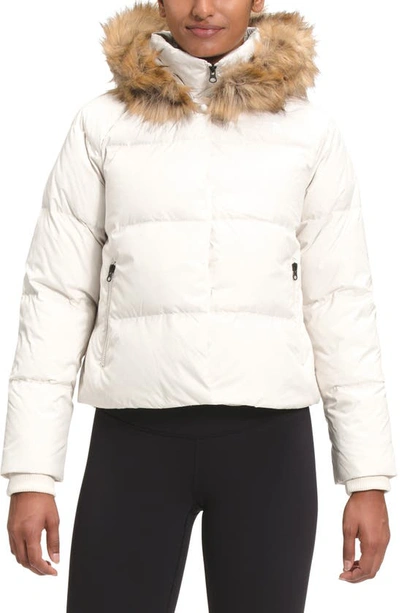Shop The North Face Dealio 550 Fill Power Crop Hooded Down Jacket In Vintage White