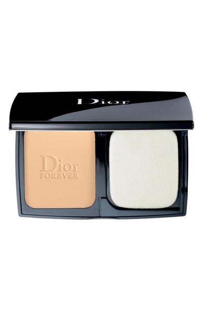 Shop Dior Skin Forever Extreme Control Matte Powder Foundation In 010 Ivory
