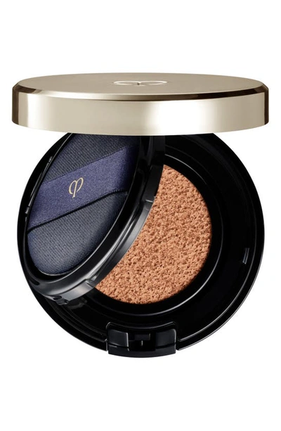 Shop Clé De Peau Beauté Radiant Cushion Foundation In B20 Light Beige