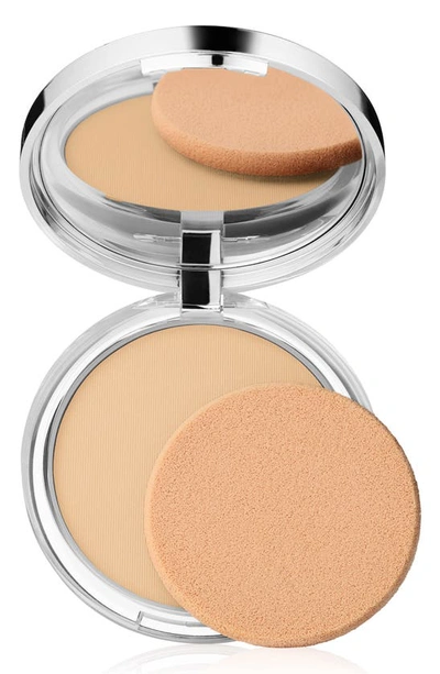 Shop Clinique Stay-matte Sheer Pressed Powder In Invisible Matte