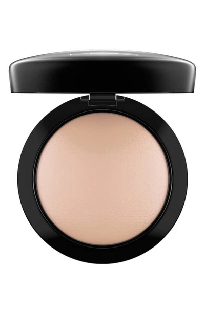 Shop Mac Cosmetics Mineralize Skinfinish Natural Face Setting Powder In Medium