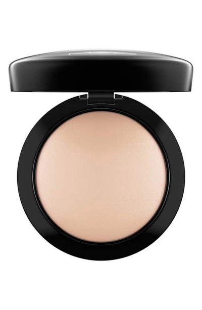 Shop Mac Cosmetics Mineralize Skinfinish Natural Face Setting Powder In Light Plus