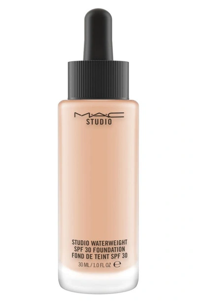 Shop Mac Cosmetics Studio Waterweight Spf 30 Foundation In Nw 20