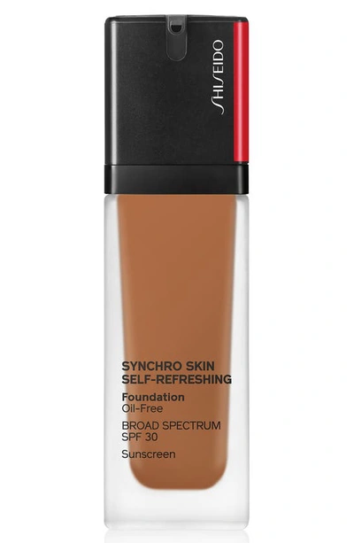 Shop Shiseido Synchro Skin Self-refreshing Liquid Foundation In 460 Topaz