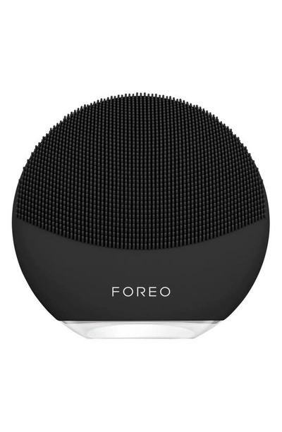 Shop Foreo Luna™ Mini 3 Compact Facial Cleansing Device In Midnight