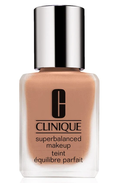 Shop Clinique Superbalanced Makeup Foundation In 62 Porcelain Beige