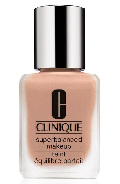 Shop Clinique Superbalanced Makeup Foundation In 42 Neutral