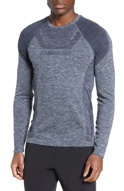 Shop Alo Yoga Conquer Performance T-shirt In Dark Navy Heather