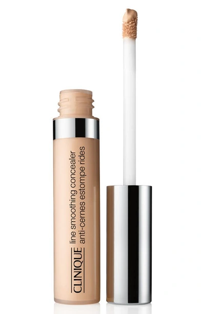 Shop Clinique Line Smoothing Concealer In Moderately Fair