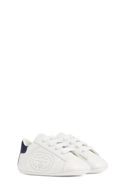 Shop Gucci Ace Crib Shoe In Great White/ Blue