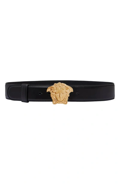 Shop Versace Palazzo Medusa Buckle Leather Belt In Nero/oro Tribute